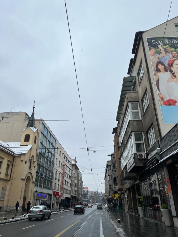 Modern And Bright Apartments - Main Street SJJ Buitenkant foto
